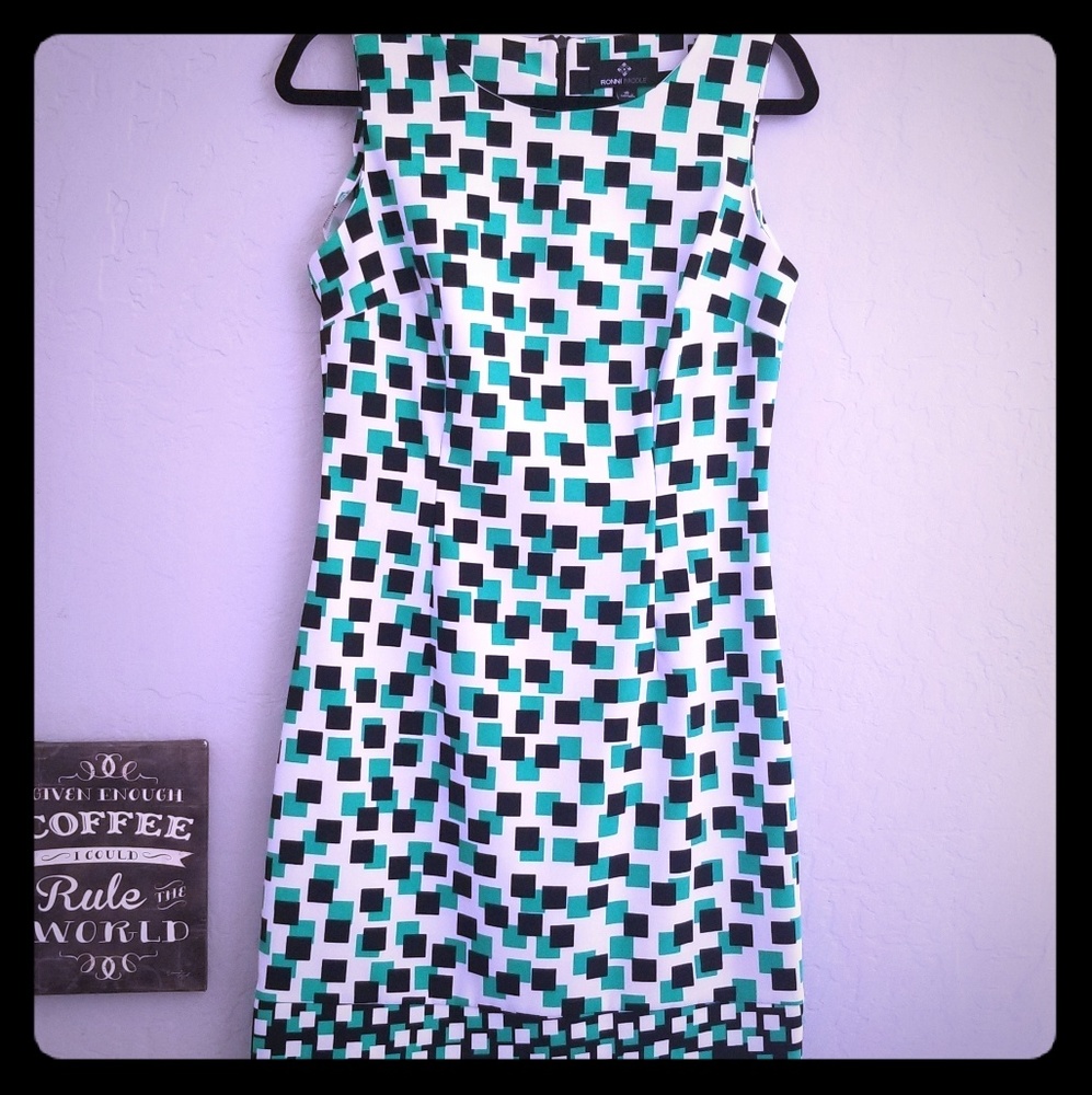 Ronni Nicole Sleeveless Sheath Dress size 10